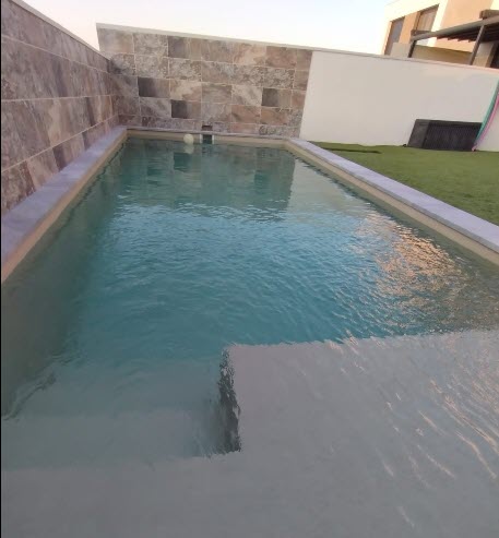 Empresa de mantenimiento e instalación de piscinas en Fuenlabrada